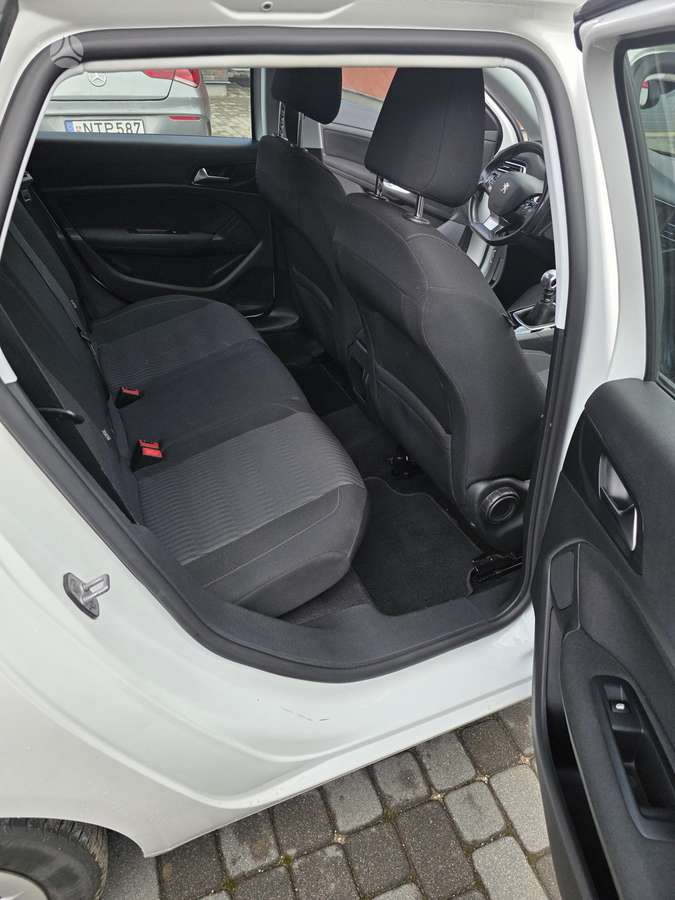 Peugeot 308, 1.2 l., Универсал