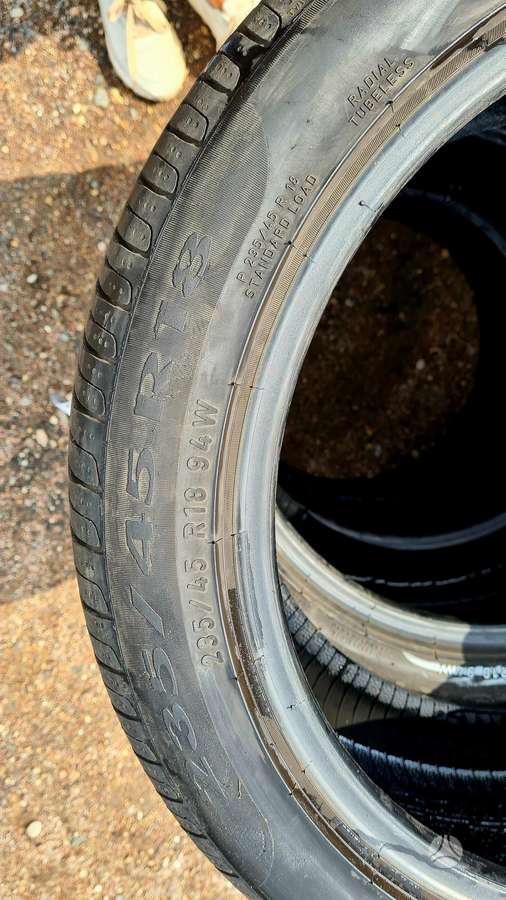 Pirelli, summer 235/45 R18