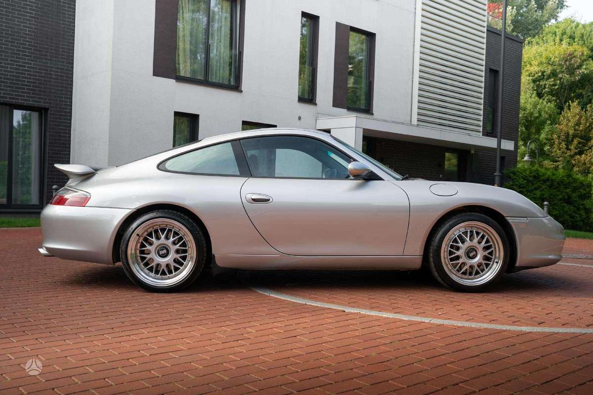 Porsche 911 - 2
