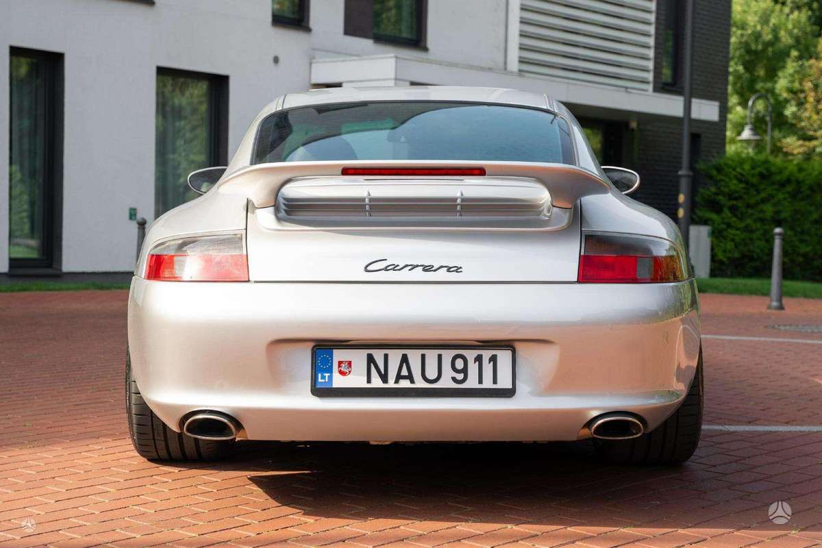 Porsche 911 - 4