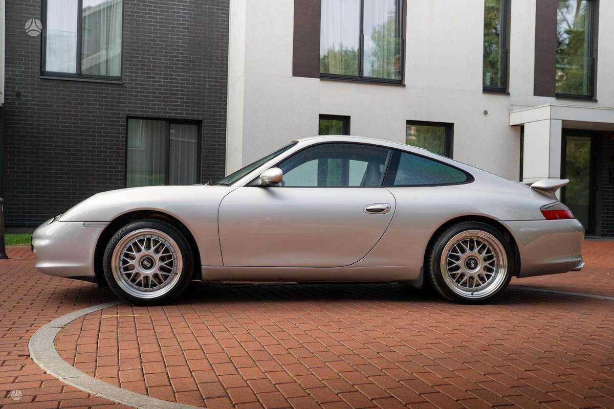 Porsche 911 - 6