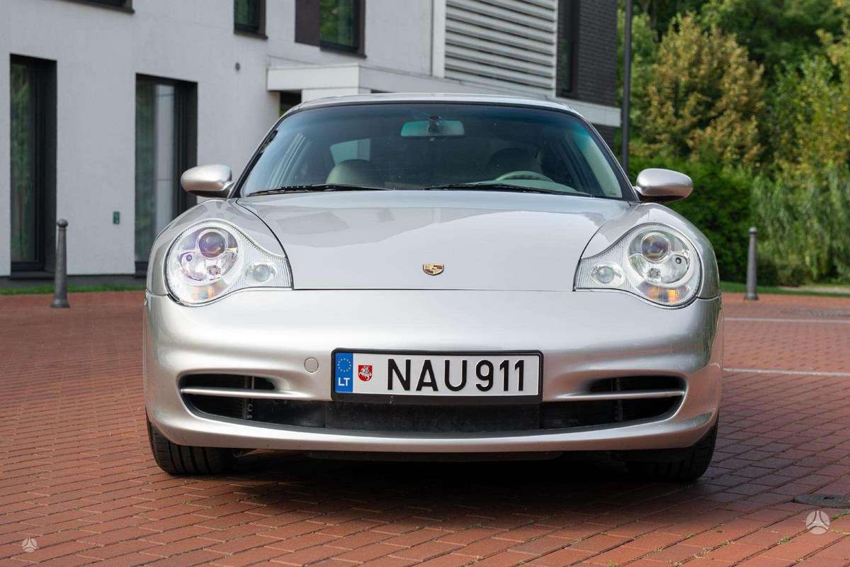 Porsche 911 - 8