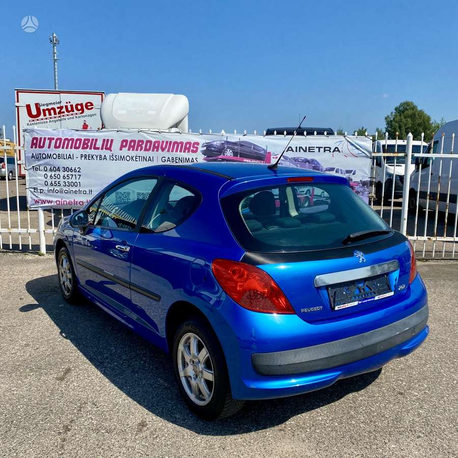 Peugeot 207, 1.4 l., hatchback
