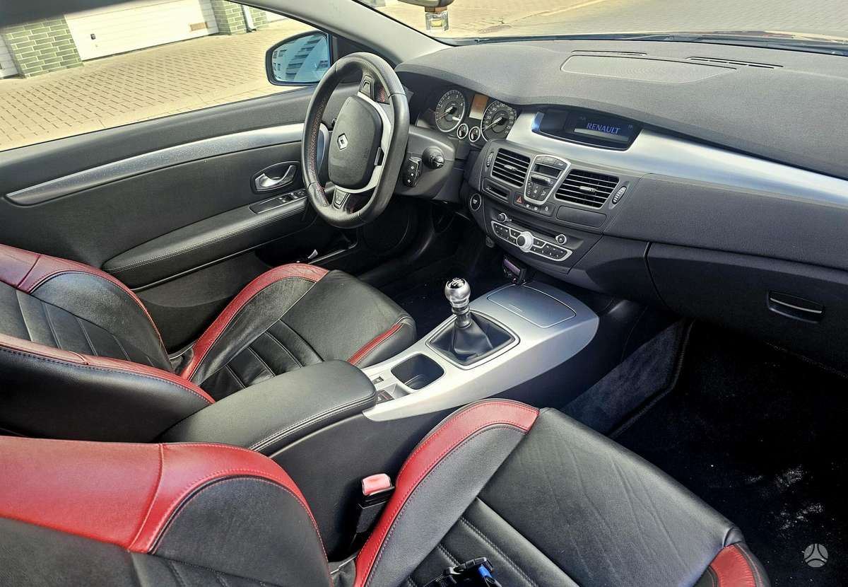 Renault Laguna - 10