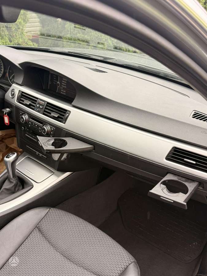 BMW 320, 2.0 l., wagon