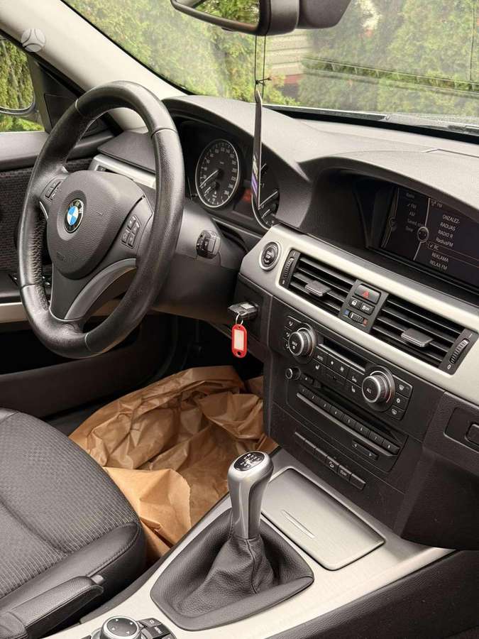 BMW 320, 2.0 l., Универсал