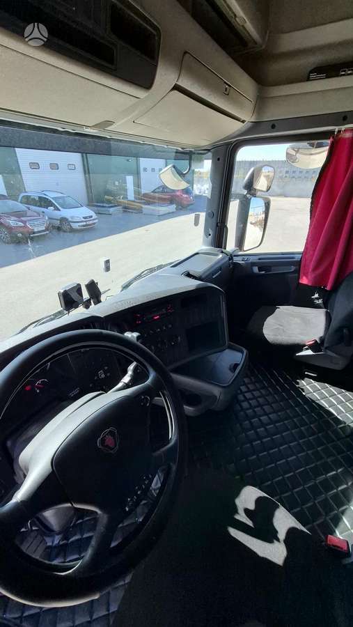 Scania R450, double sleeper
