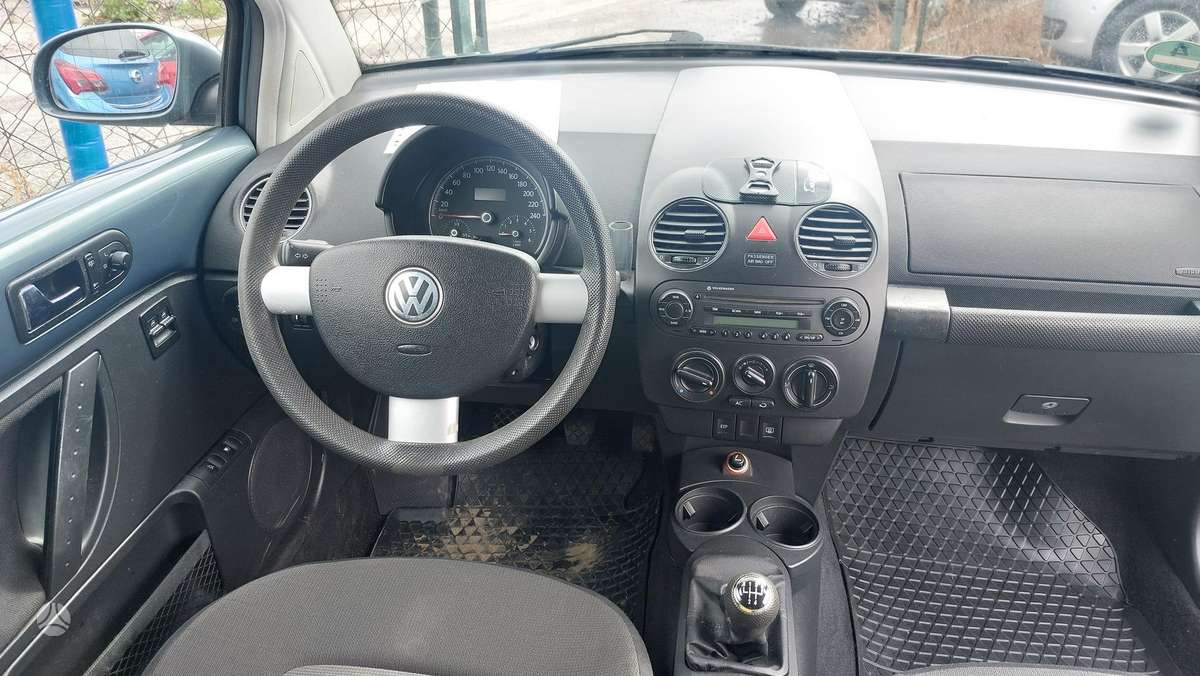 Volkswagen Beetle, 1.4 l., hatchback