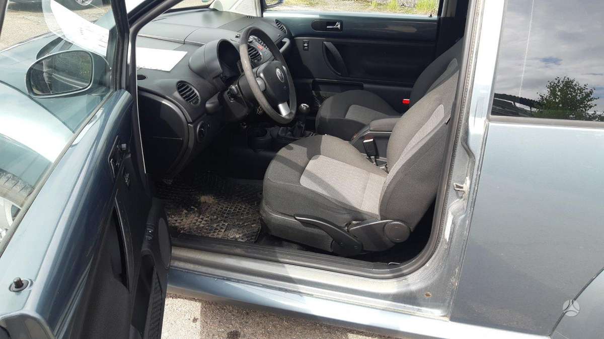 Volkswagen Beetle, 1.4 l., hatchback