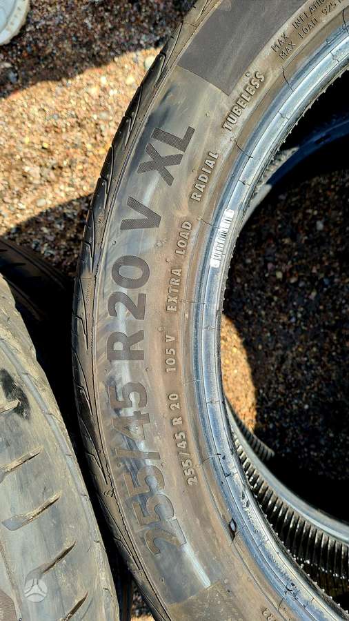 Continental PremiumContact 6, summer 255/45 R20