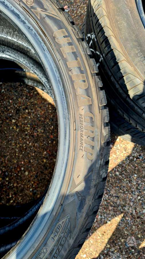 Goodyear UltraGrip Performance, žieminės 295/35 R19