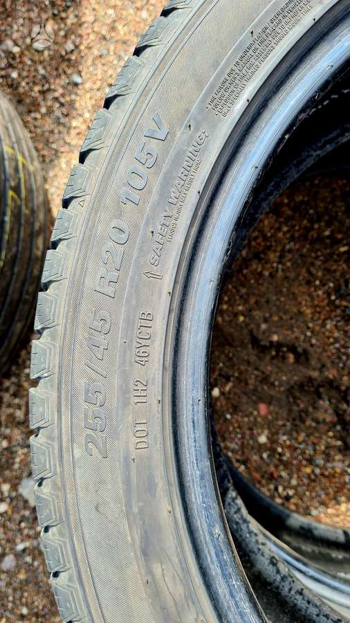 Kumho, winter 255/45 R20