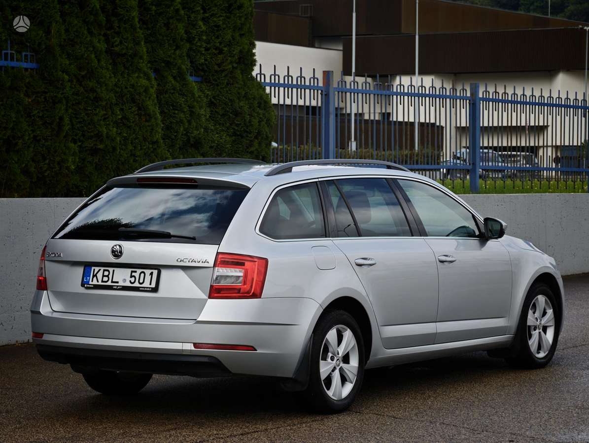 Škoda Octavia - 8