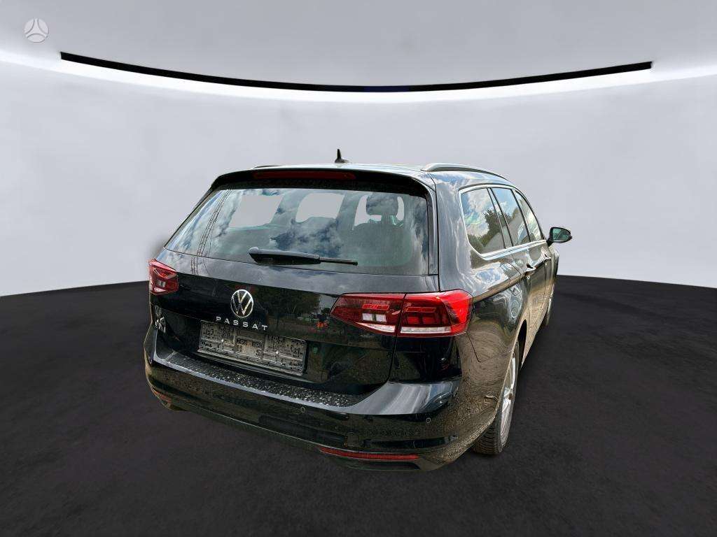 Volkswagen Passat - 2