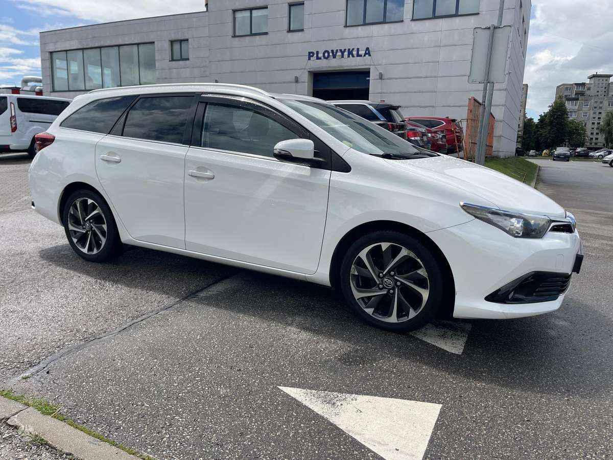 Toyota Auris - 7