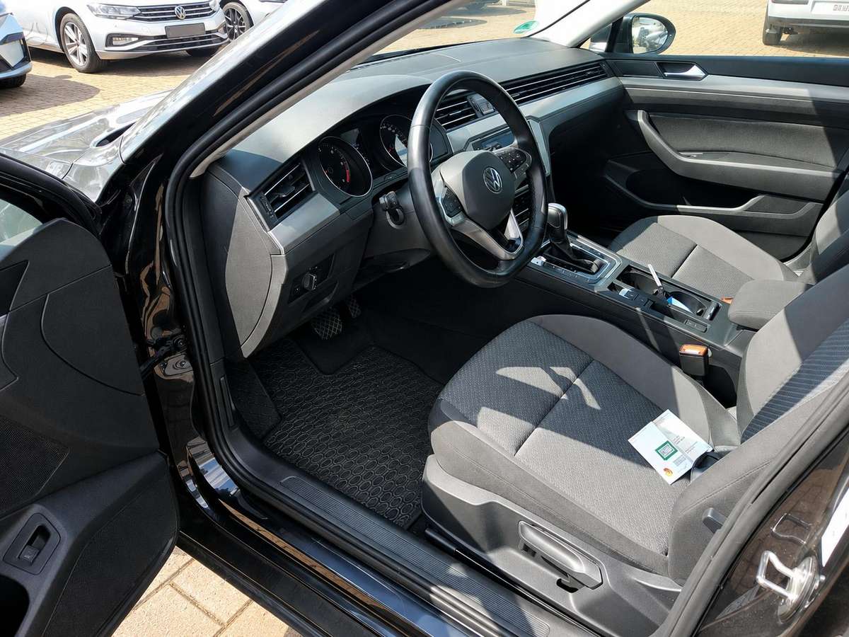 Volkswagen Passat, 2.0 l., Универсал
