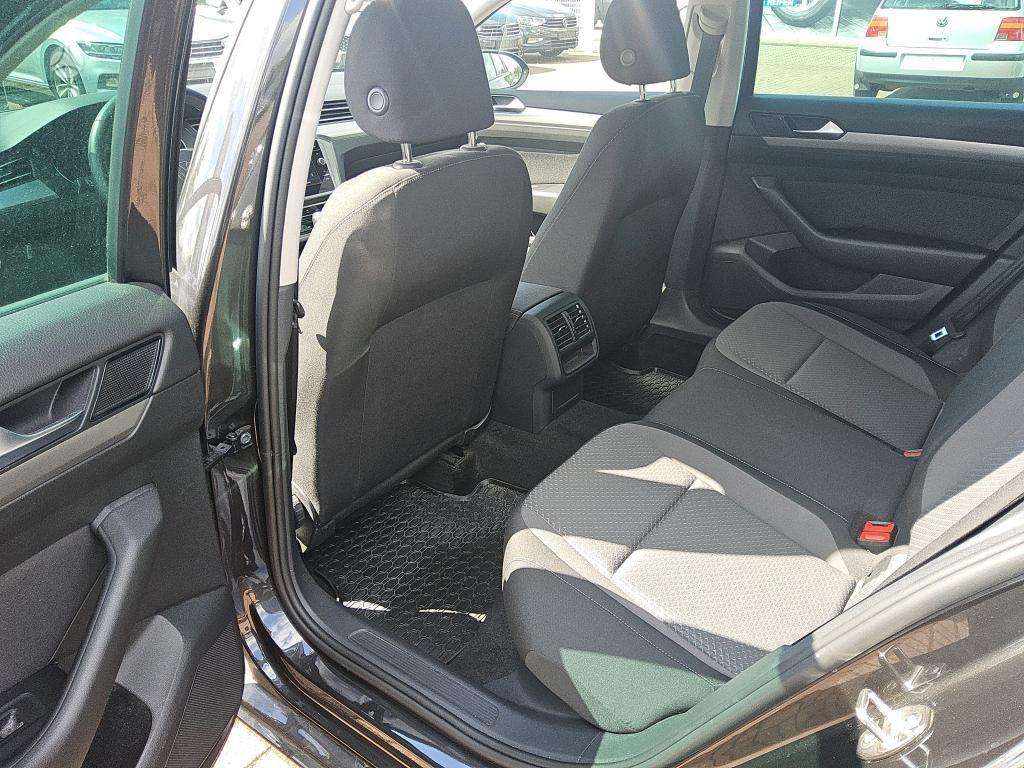 Volkswagen Passat, 2.0 l., Универсал