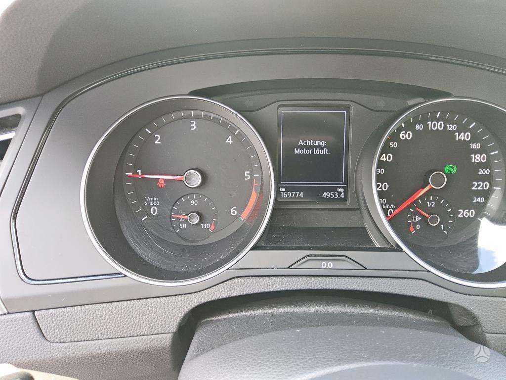 Volkswagen Passat - 6