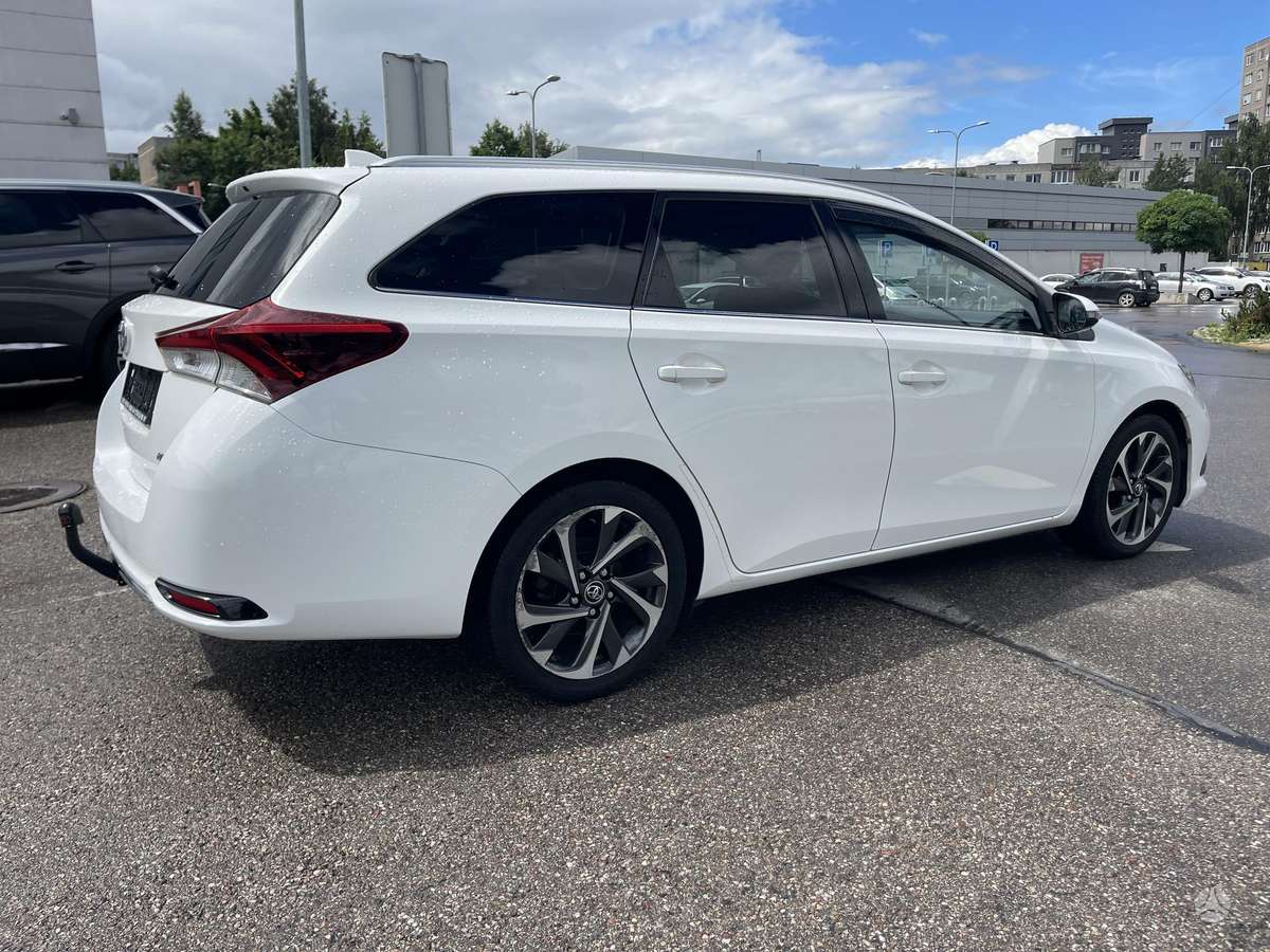 Toyota Auris - 9