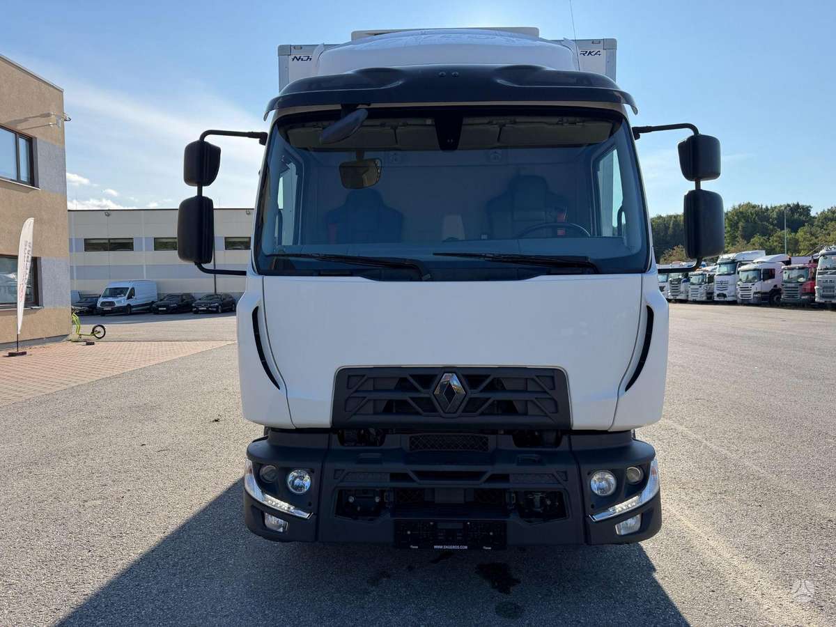 Renault D240, refrigerated trucks