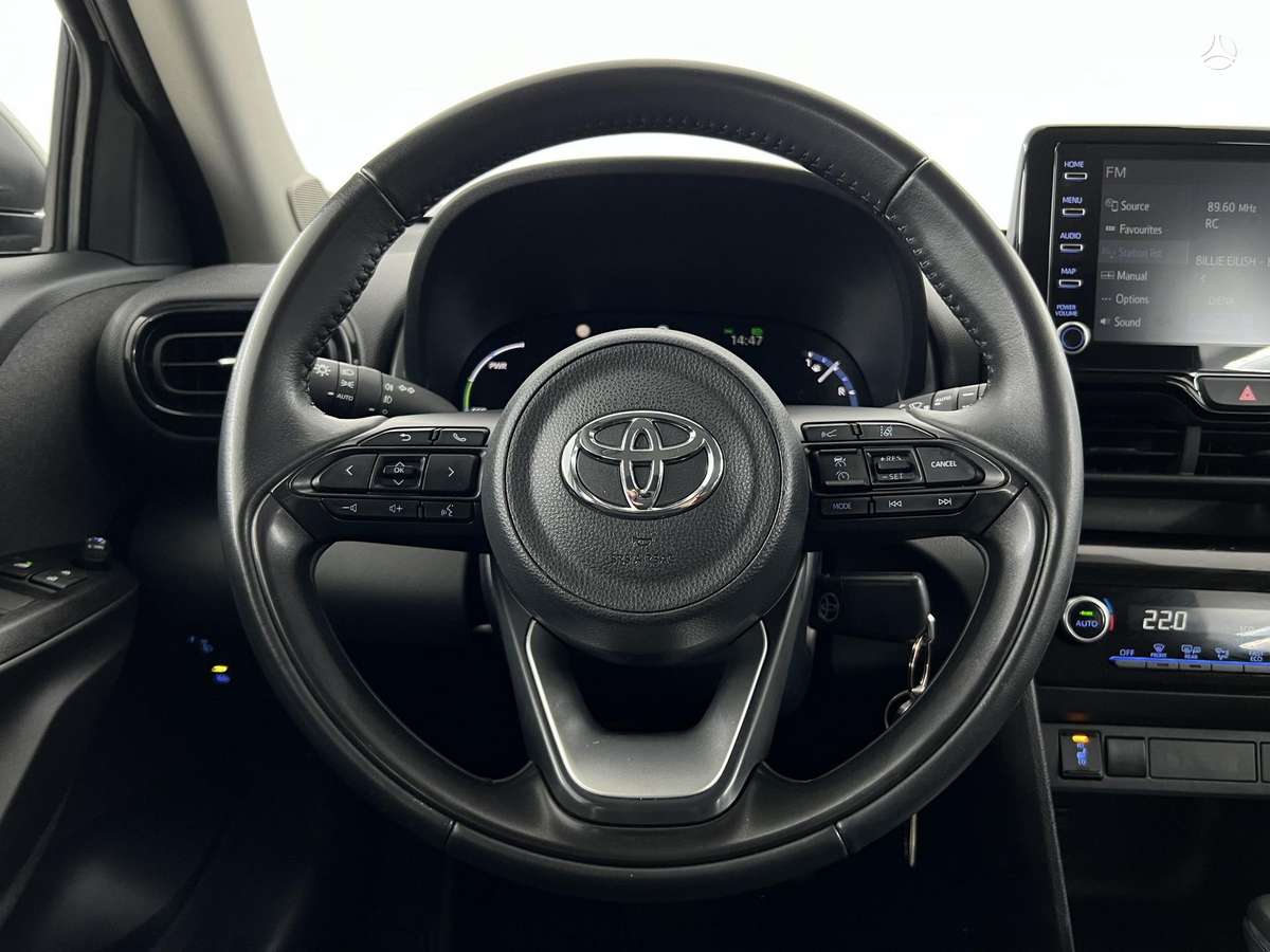 Toyota Yaris Cross - 12