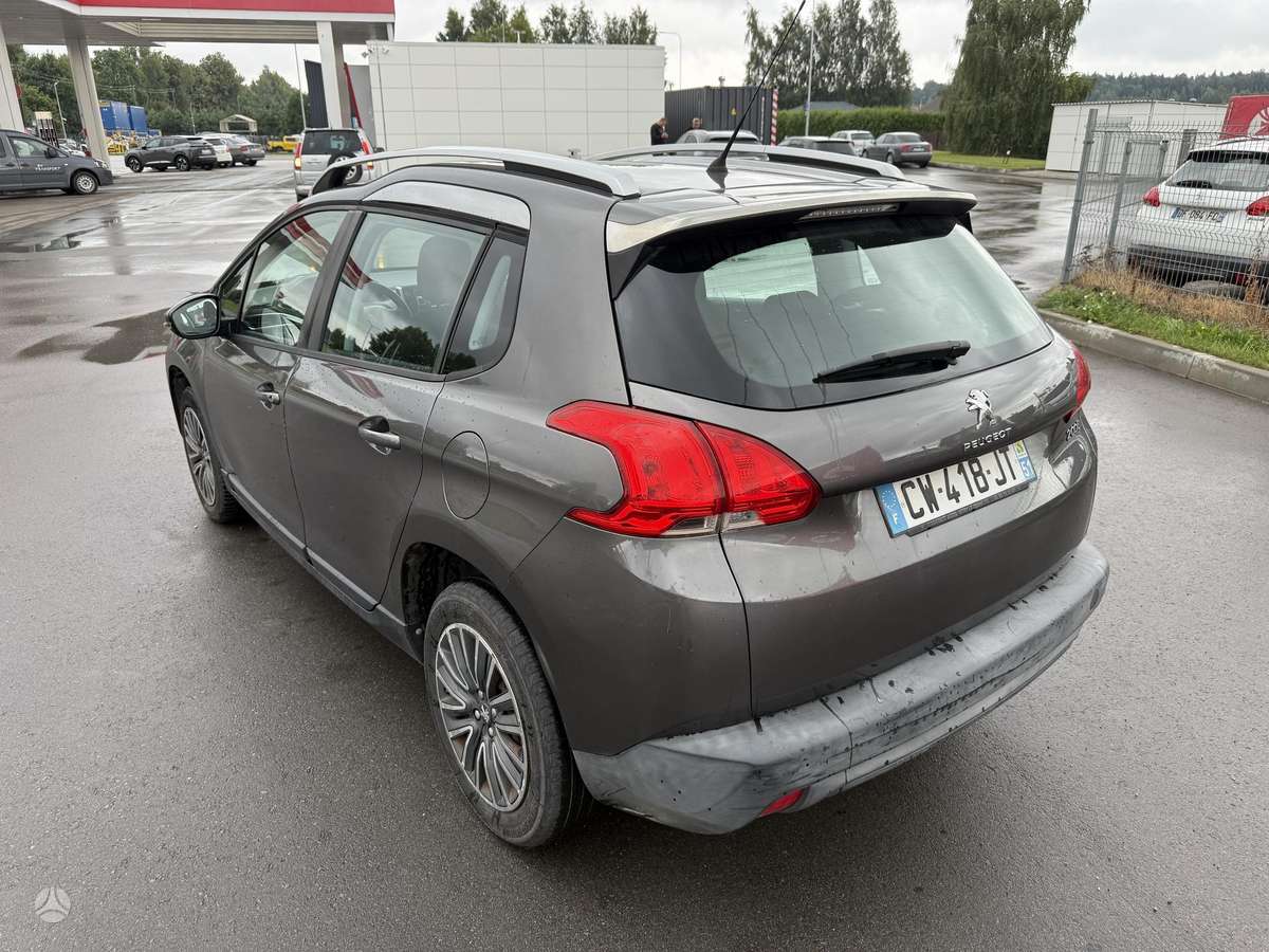Peugeot 2008 - 5