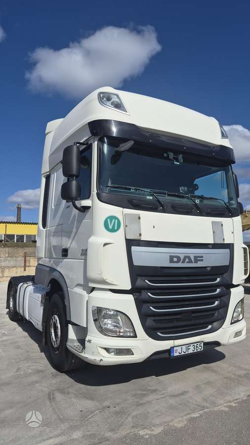 DAF XF, double sleeper