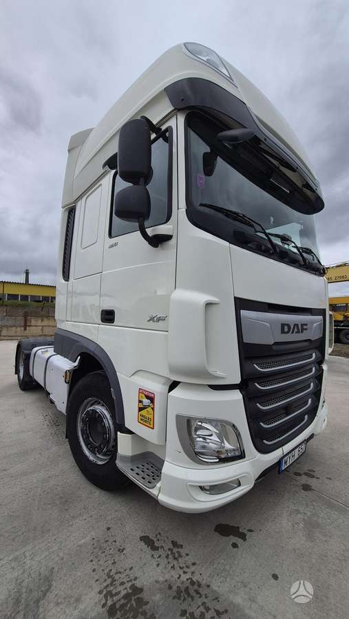 DAF XF, double sleeper