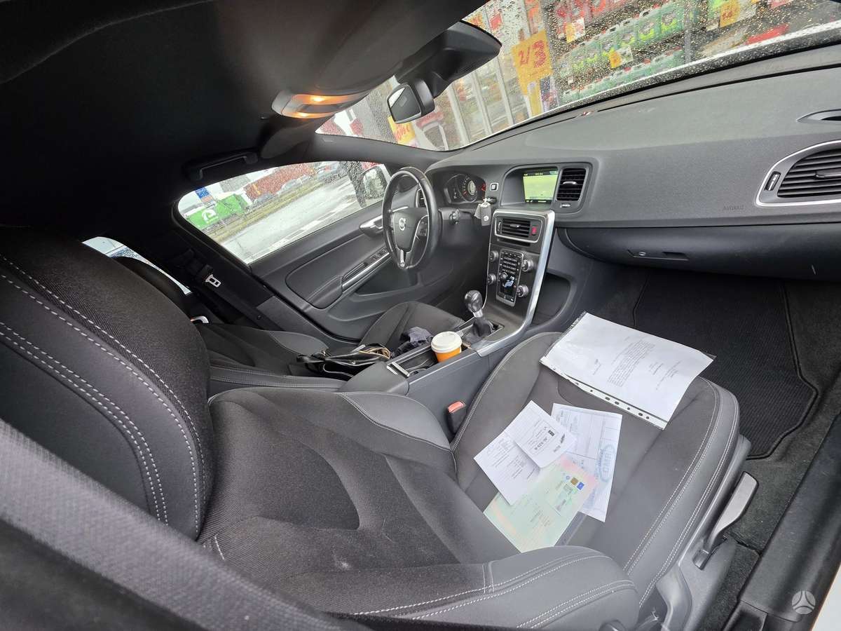 Volvo V60, 1.6 l., Универсал