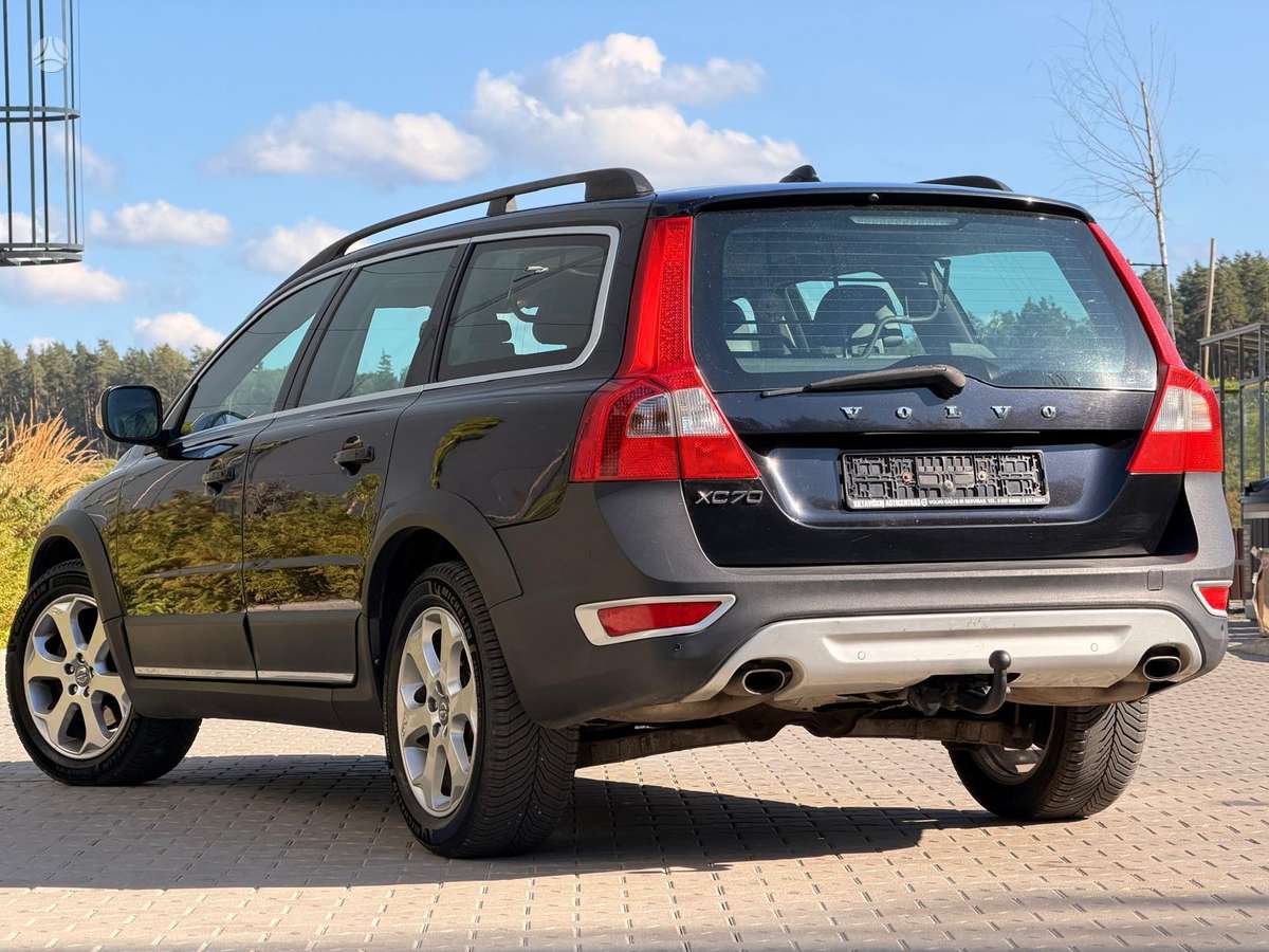 Volvo XC70 - 4