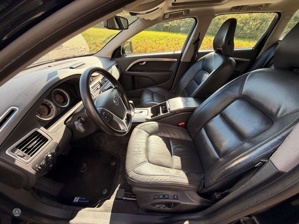 Volvo XC70, 2.4 l., Универсал