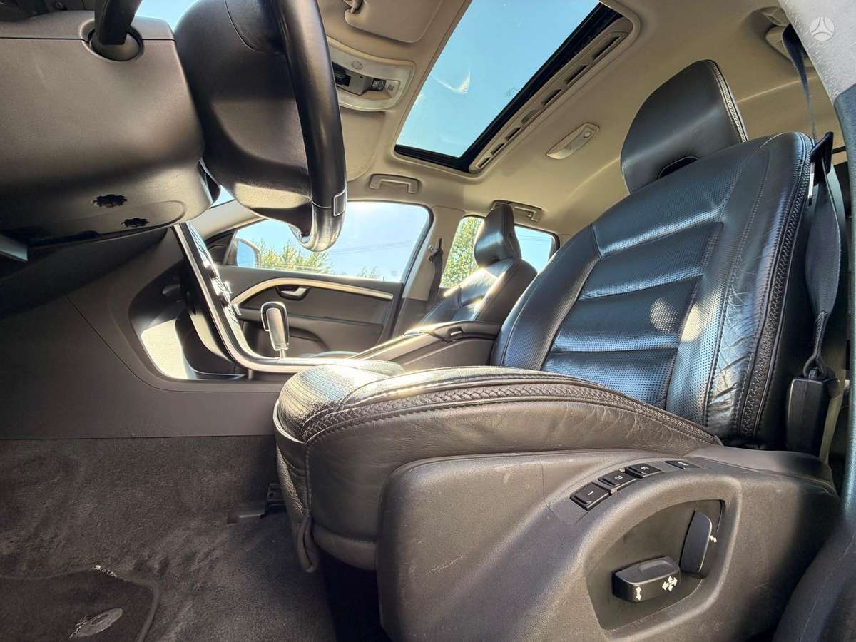 Volvo XC70, 2.4 l., Универсал