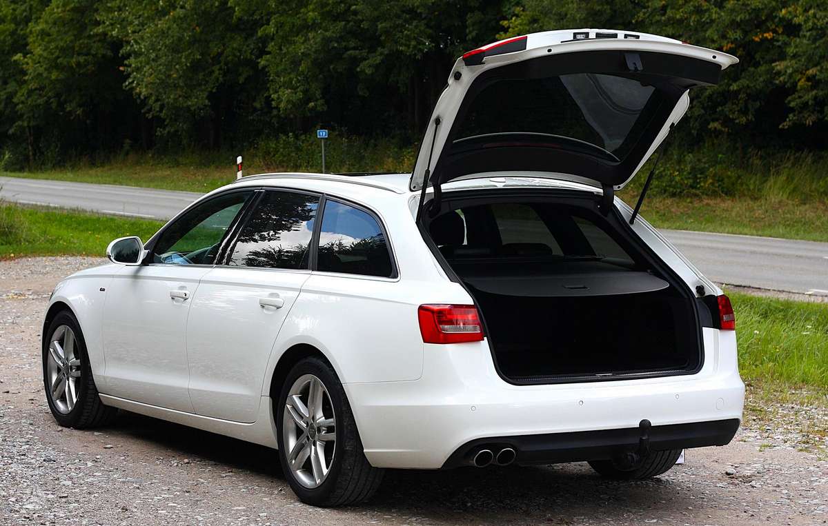 Audi A6, 2.0 l., universalas