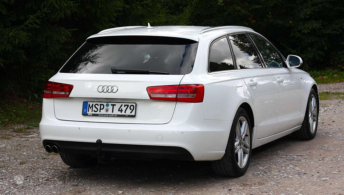 Audi A6, 2.0 l., universalas