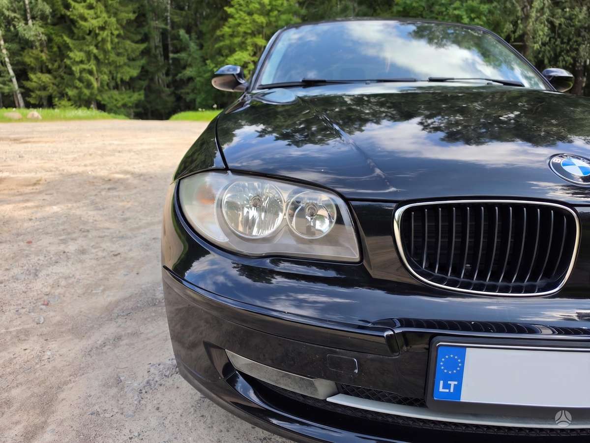 BMW 116, 2.0 l., hatchback