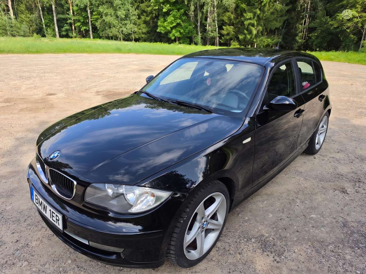BMW 116, 2.0 l., hatchback