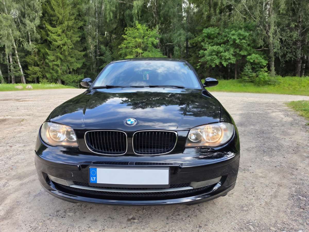BMW 116, 2.0 l., hatchback