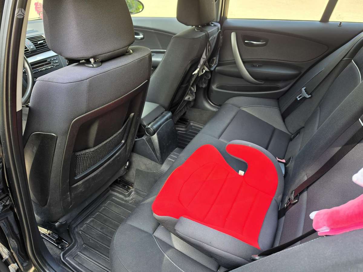 BMW 116, 2.0 l., hatchback
