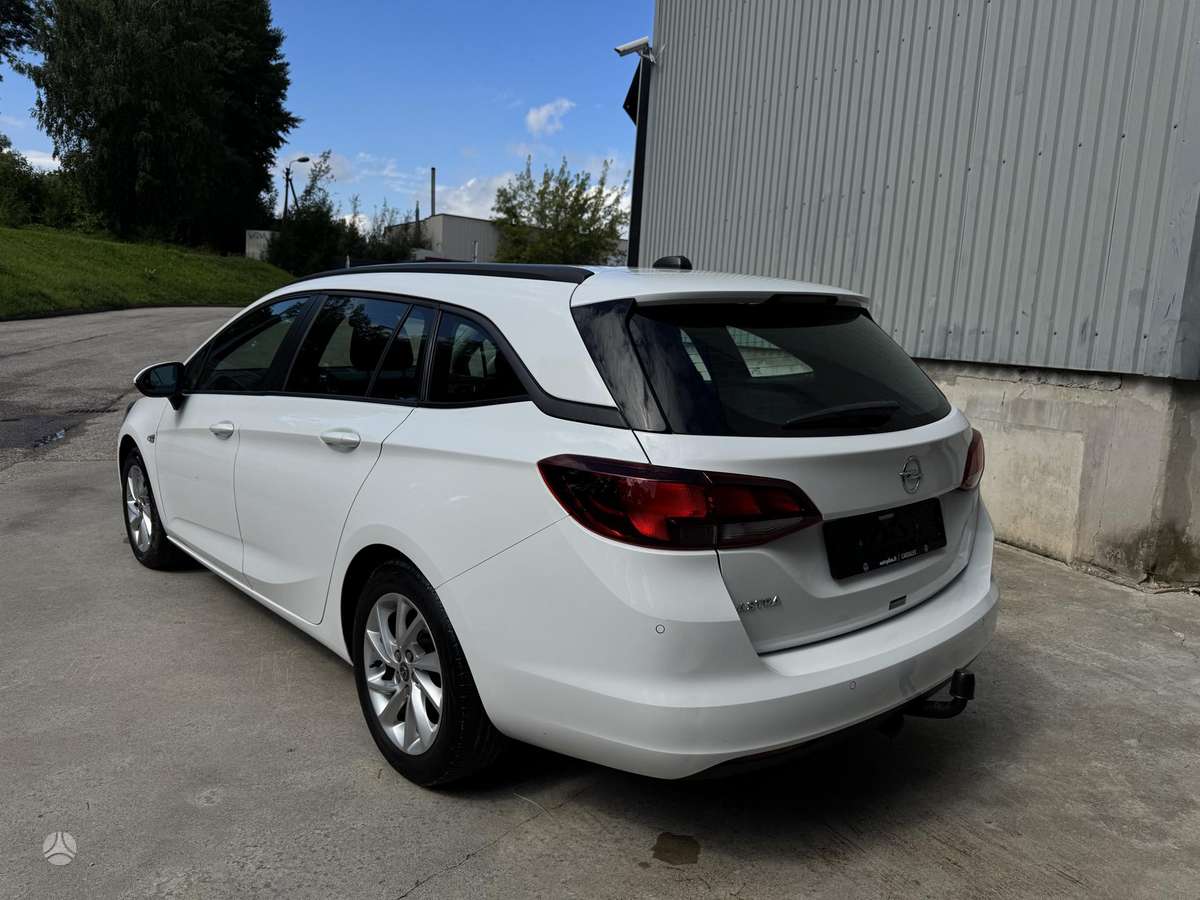Opel Astra, 1.2 l., Универсал