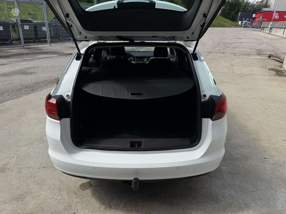 Opel Astra, 1.2 l., Универсал