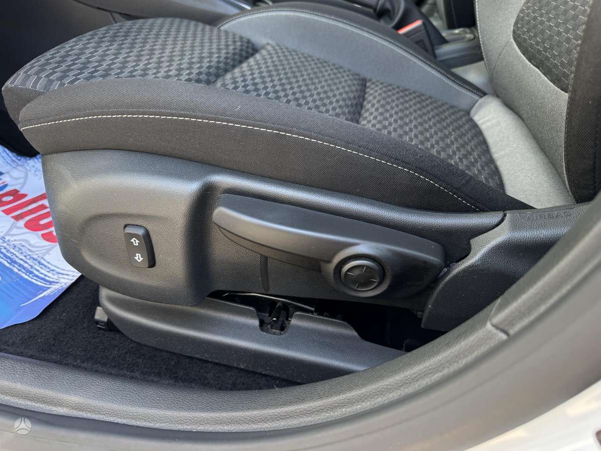 Opel Astra, 1.2 l., Универсал