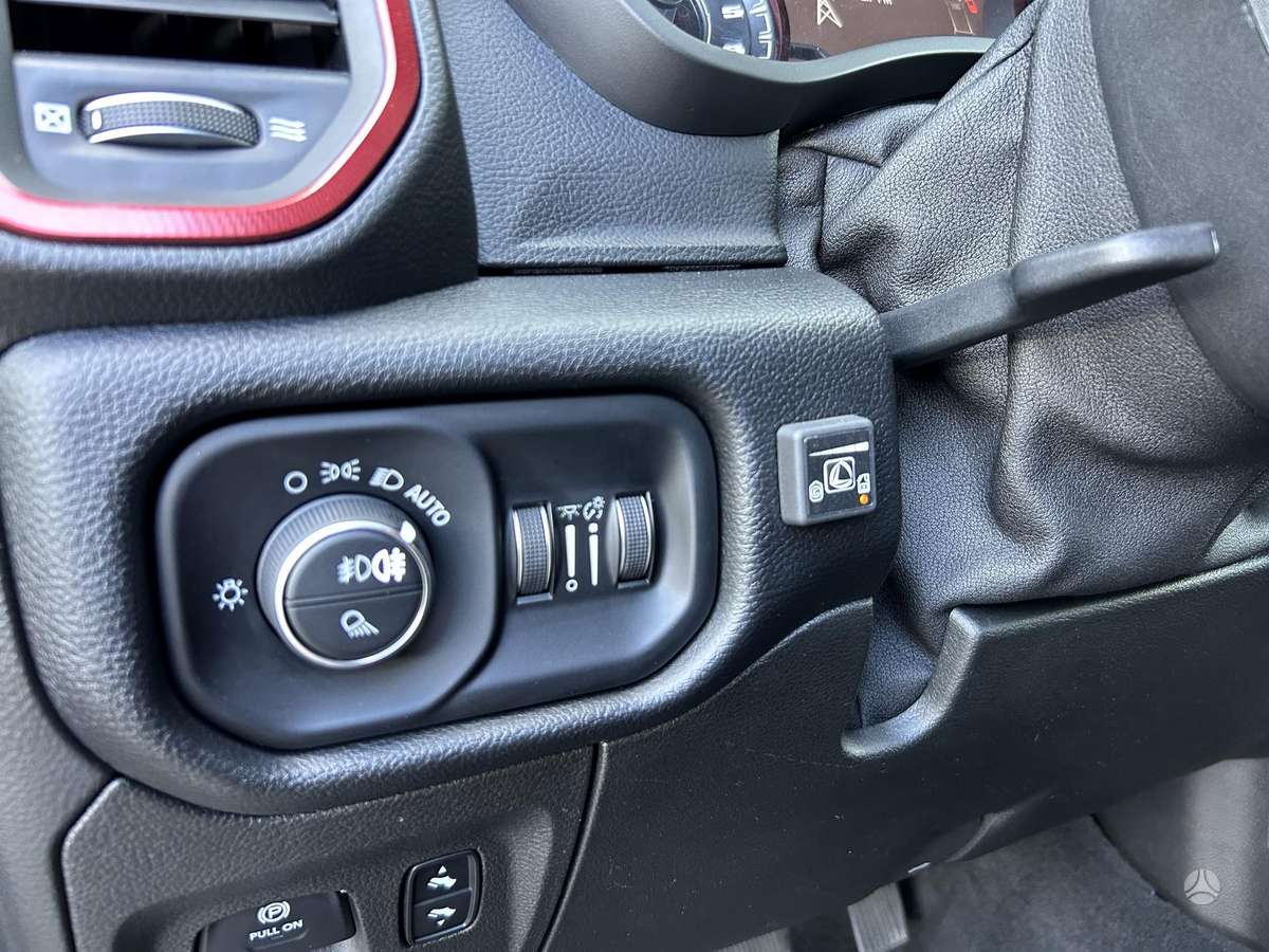 Dodge Ram, 5.7 l., Пикап