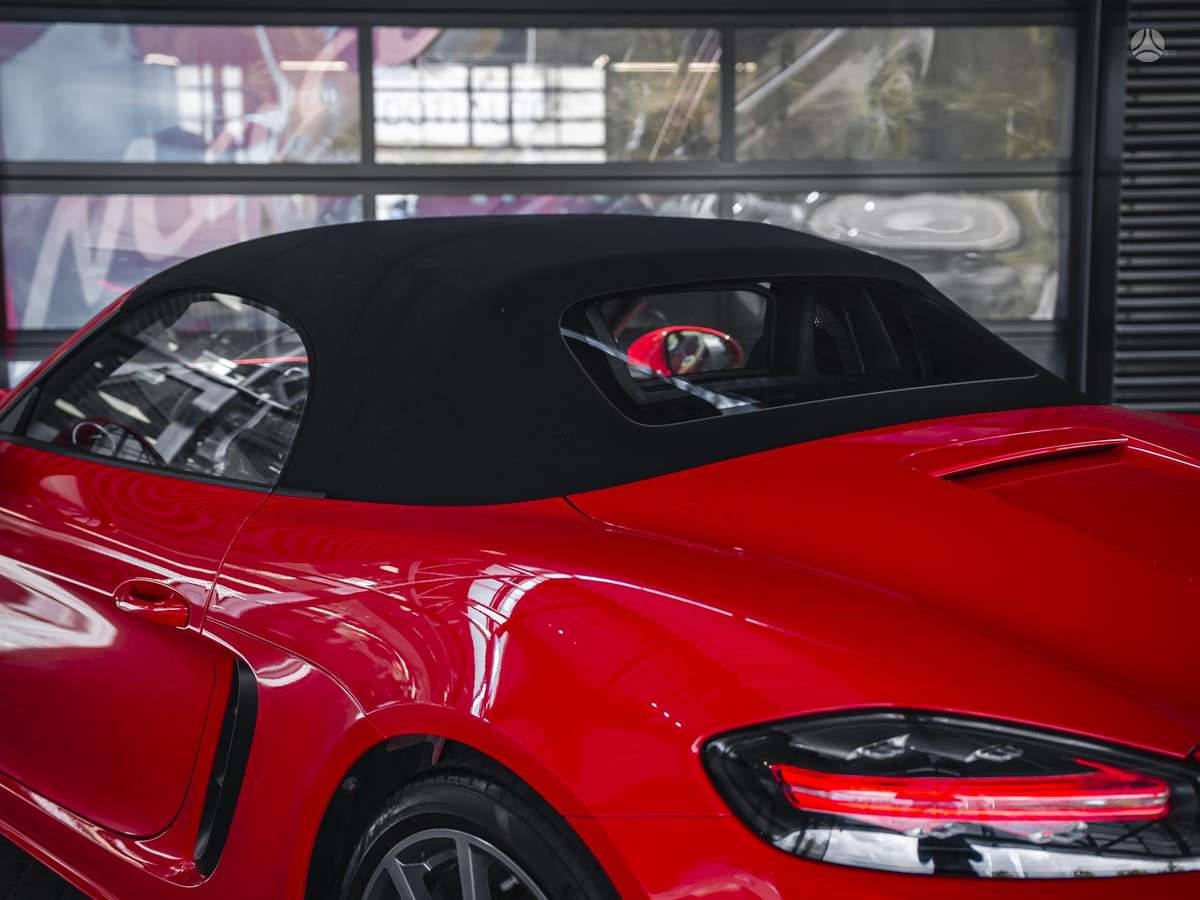 Porsche 718, convertible