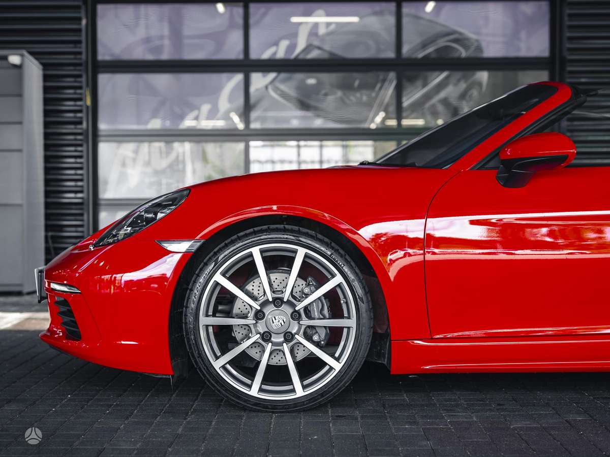 Porsche 718, convertible