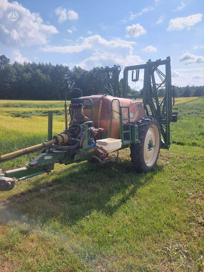 Amazone Ug2000, purkštuvai