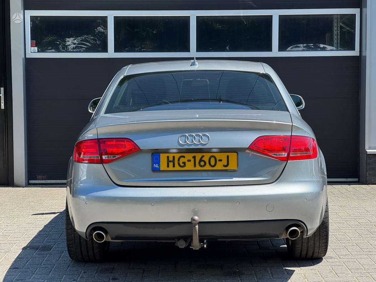 Audi A4, 2.7 l., Седан