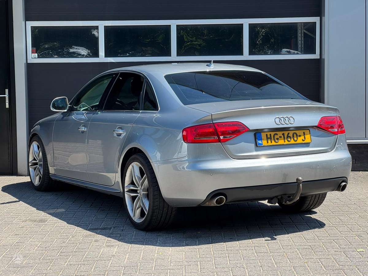 Audi A4, 2.7 l., Седан