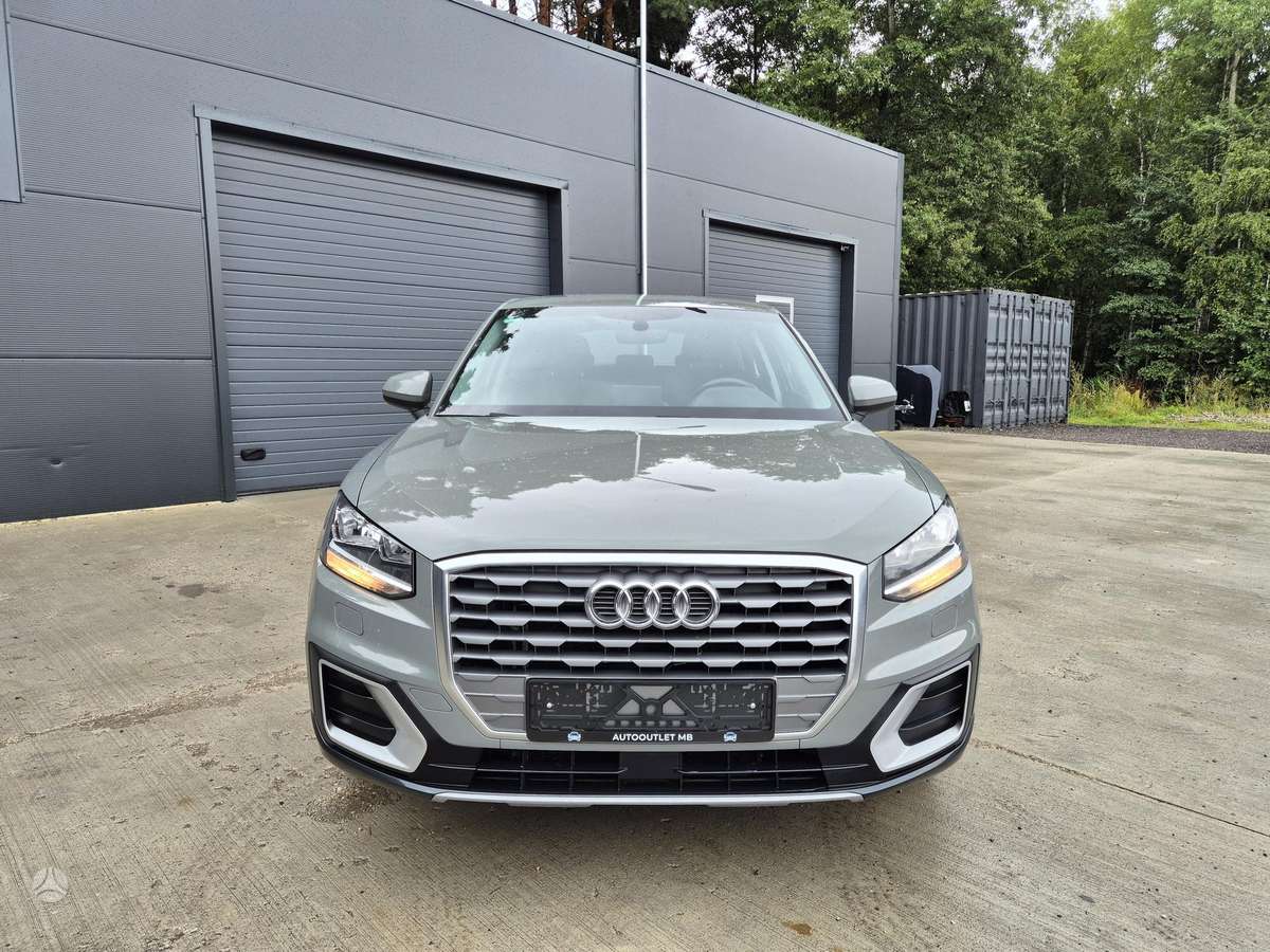 Audi Q2, 1.4 l., Внедорожник / Кроссовер