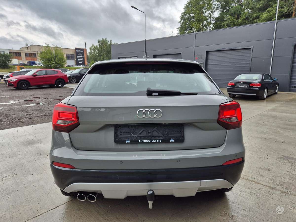 Audi Q2, 1.4 l., off-road / crossover