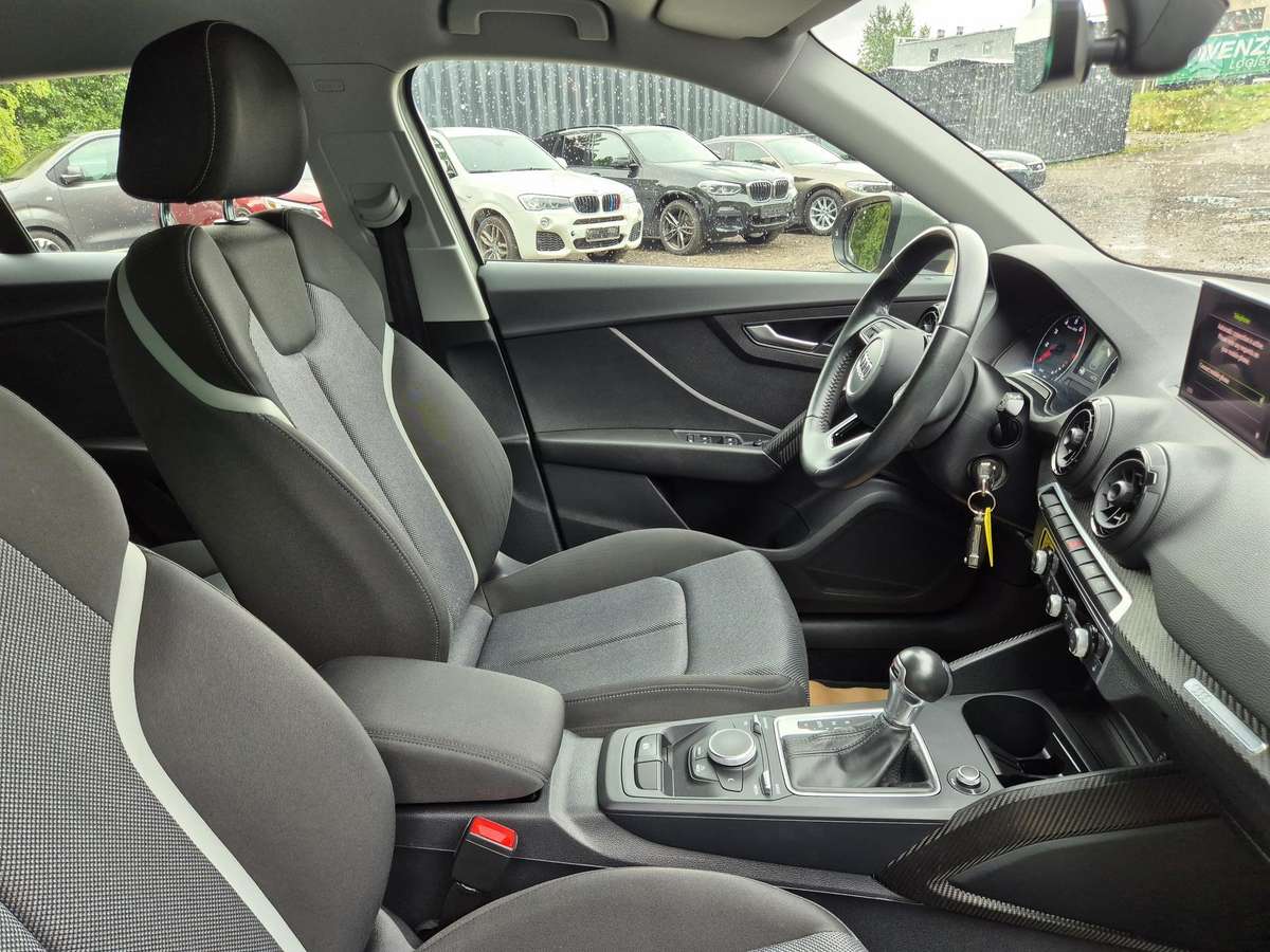 Audi Q2, 1.4 l., Внедорожник / Кроссовер
